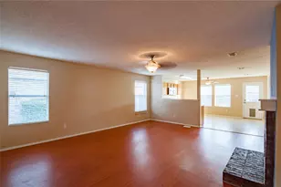 2324 Maple Dr, Little Elm, TX 75068 - Photo 3