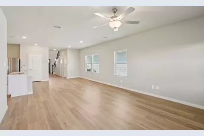 803 Leavenworth Drive, Princeton, TX 75071 - Photo 9