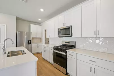 709 Leavenworth Drive, Princeton, TX 75071 - Photo 5