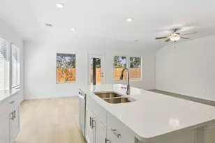 2206 Rannoch St, Sherman, TX 75092 - Photo 7