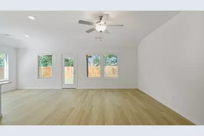 2206 Rannoch Street, Sherman, TX 75092 - Photo 11