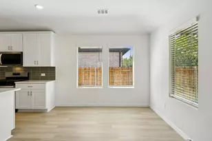 2206 Rannoch St, Sherman, TX 75092 - Photo 5