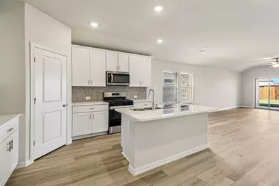 2202 Rannoch Street, Sherman, TX 75092 - Photo 3