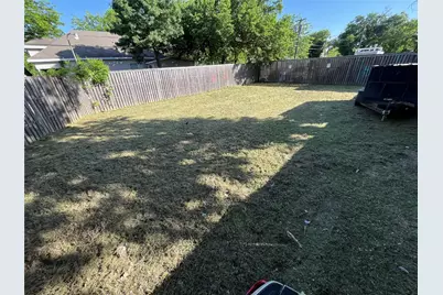 115 S Saint Mary Avenue, Dallas, TX 75214 - Photo 3