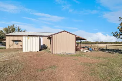 2300 Union Hill Road, Sanger, TX 76266 - Photo 29