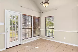 12245 Fairway Meadows Dr, Fort Worth, TX 76179 - Photo 9