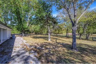 750 Possom Trot Hollow Road, Whitewright, TX 75491 - Photo 31