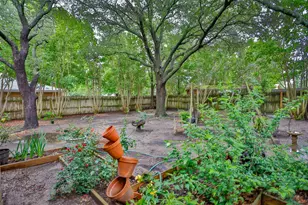 2002 Everglade Dr, Gainesville, TX 76240 - Photo 35