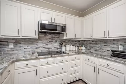 2002 Everglade Drive, Gainesville, TX 76240 - Photo 9