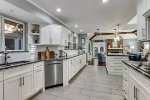 2111 Riverforest Ct, Arlington, TX 76017 - Photo 13