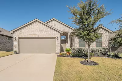 1216 Kerrville Lane, Weatherford, TX 76087 - Photo 1