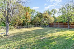 3838 Ruidosa Ave, Dallas, TX 75228 - Photo 17