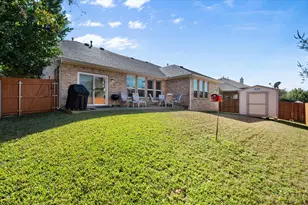 2415 Mesa Glen Dr, Arlington, TX 76001 - Photo 35
