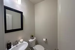 4742 Smokey Quartz Ln, Arlington, TX 76005 - Photo 9