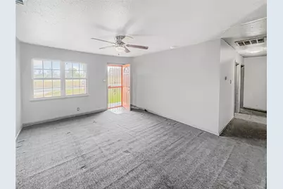 3811 Criswell Street, Lancaster, TX 75134 - Photo 5