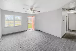 3811 Criswell St, Lancaster, TX 75134 - Photo 5