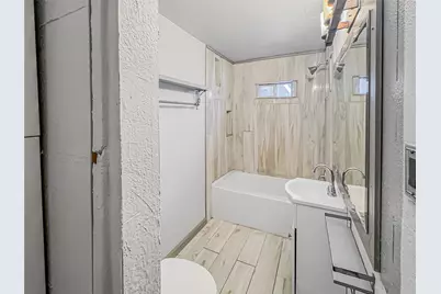 3811 Criswell Street, Lancaster, TX 75134 - Photo 9