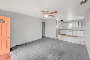 3811 Criswell St, Lancaster, TX 75134 - Photo 3