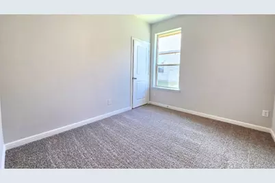 649 Harvey Street, Grandview, TX 76050 - Photo 13