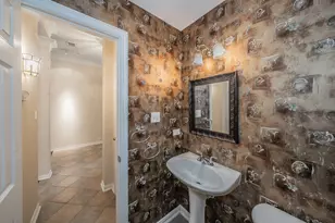 2306 Bear Run Rd, Arlington, TX 76001 - Photo 5