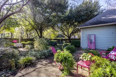 300 E Redbud Lane, Lancaster, TX 75146 - Photo 29