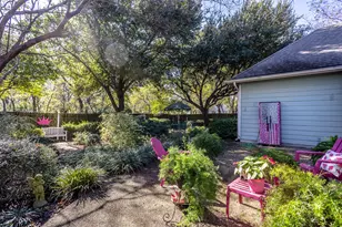 300 E Redbud Ln, Lancaster, TX 75146 - Photo 29