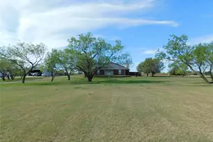 10971 Lake Crest Dr, Sanger, TX 76266 - Photo 1