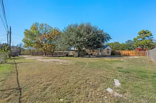 395 Hazelwood Ave, Waco, TX 76705 - Photo 19