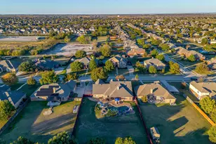 1249 Handkerchief Way, Fort Worth, TX 76052 - Photo 39