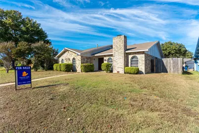 2913 Landershire Lane, Garland, TX 75044 - Photo 3