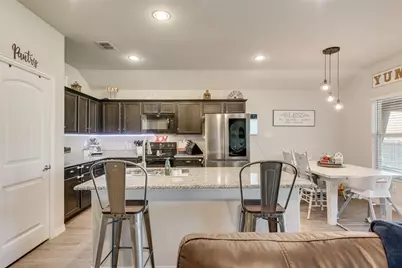 600 Cottage Row, Mabank, TX 75147 - Photo 7