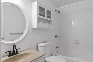 407 Twin Oaks Ct, Euless, TX 76039 - Photo 11