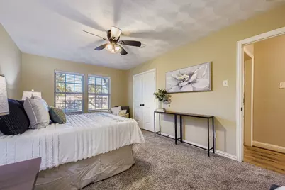 2801 Fairbrook Street, Irving, TX 75062 - Photo 15