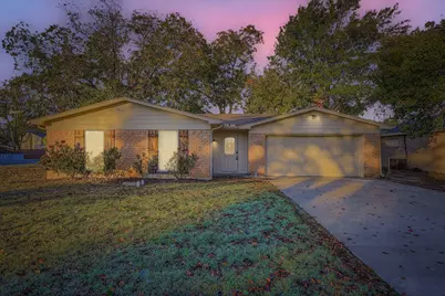 2801 Fairbrook Street, Irving, TX 75062 - Photo 1