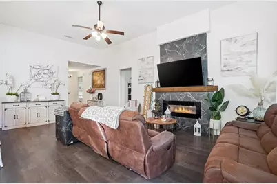 832 N Atkerson Lane, Euless, TX 76040 - Photo 9