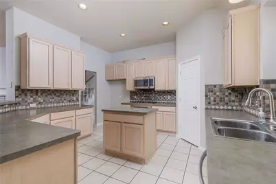 5204 Wisteria Drive, Frisco, TX 75035 - Photo 15