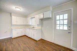 3635 Rogene St, North Richland Hills, TX 76180 - Photo 9