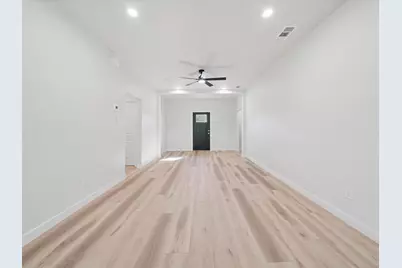 3033 Springview Avenue, Dallas, TX 75216 - Photo 23