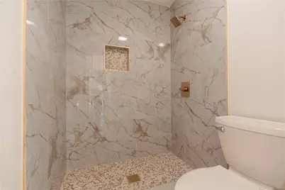 47 Bounty Road W, Benbrook, TX 76132 - Photo 21