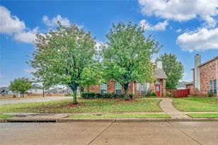 400 Goodnight Trail, Justin, TX 76247 - Photo 3