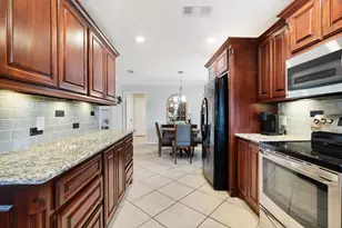 3035 Briarwood Dr, Paris, TX 75460 - Photo 7