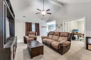 201 Cattlemans Crk Rd, Newark, TX 76071 - Photo 5