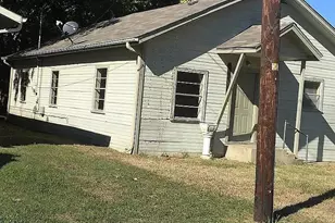 855 NW 27th, Paris, TX 75460 - Photo 1