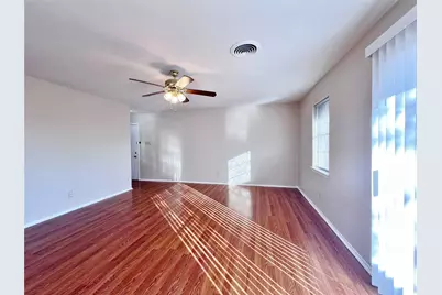 110 Campbell Street, DeSoto, TX 75115 - Photo 3