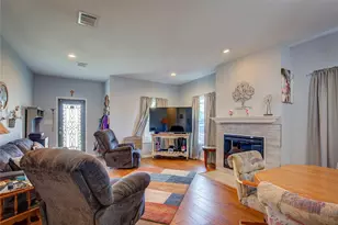 423 Oak Leaf Trail, East Tawakoni, TX 75472 - Photo 11