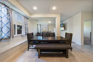 989 Kingbird Ln, Alvarado, TX 76009 - Photo 13