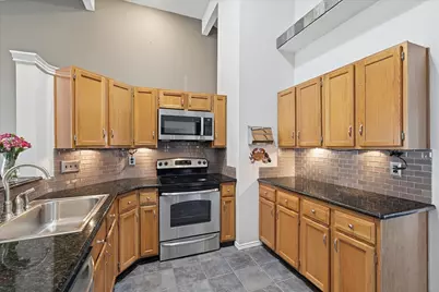 102 Gray Oak Court, Euless, TX 76039 - Photo 9