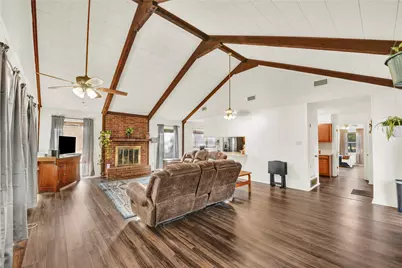 209 Lakeview Trail, Weatherford, TX 76087 - Photo 7