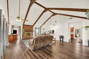 209 Lakeview Trail, Weatherford, TX 76087 - Photo 7