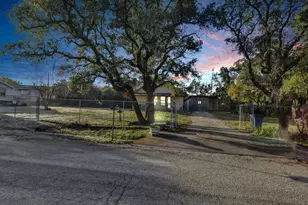 209 Lakeview Trail, Weatherford, TX 76087 - Photo 25